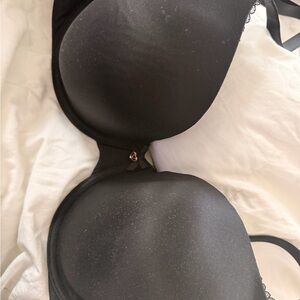 Victoria Secret lightly lines full coverage bra NWOT